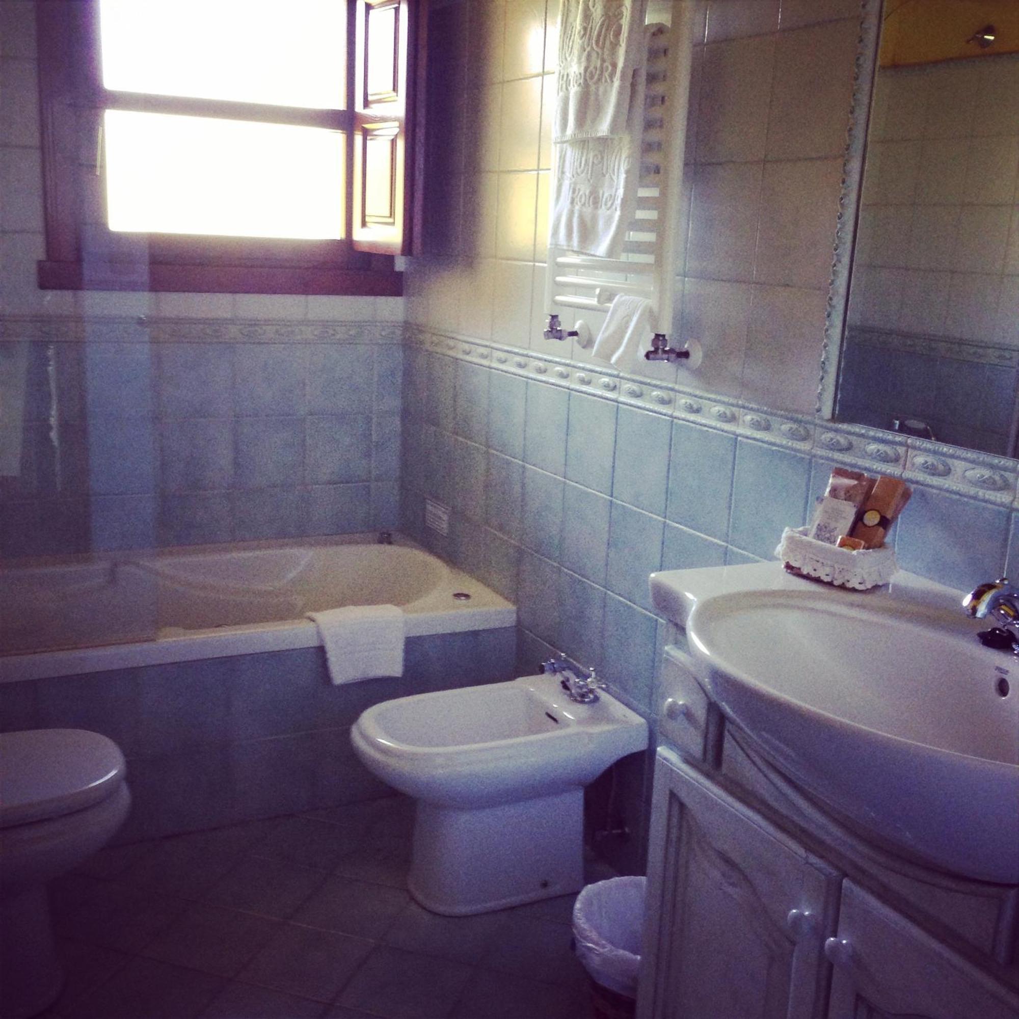 Hotel Rural La Lluriga La Galguera Oda fotoğraf